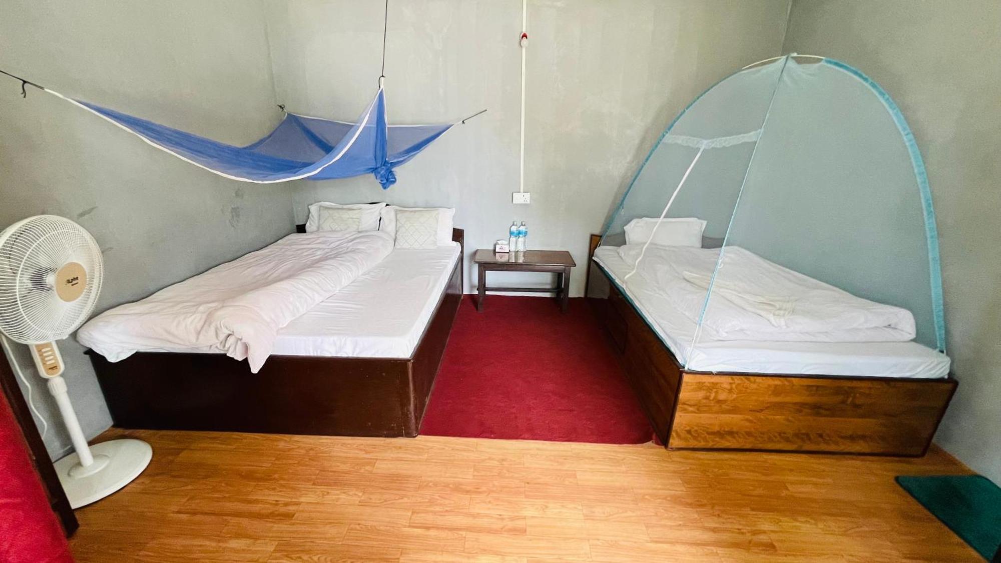 Bamby Chilling House - Feel The Nature Sauraha Exterior photo